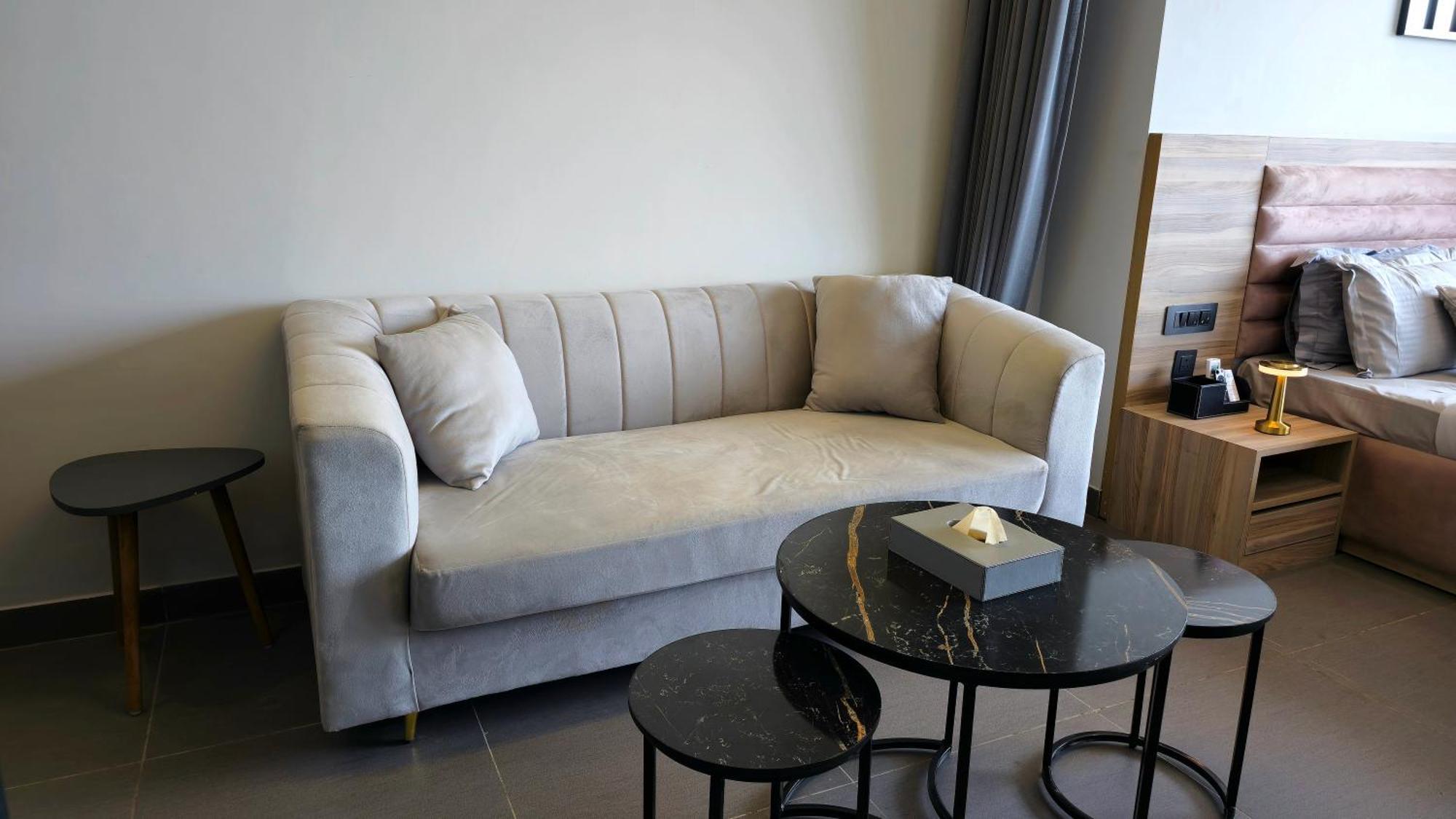 The Luxe Living Hotell Noida Eksteriør bilde